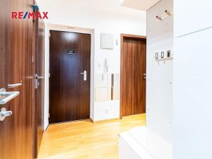 Pronájem bytu 3+1, Praha - Záběhlice, Hlavní, 73 m2