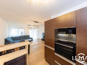 Prodej bytu 2+kk, Olomouc, Třída Jiřího Pelikána, 55 m2