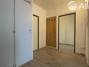 Pronájem bytu 4+1, Brno, Mutěnická, 84 m2