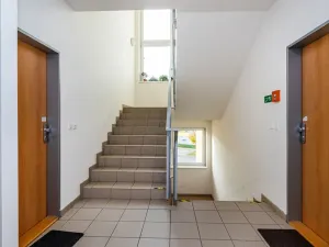 Pronájem bytu 1+kk, Praha - Kyje, Sicherova, 47 m2
