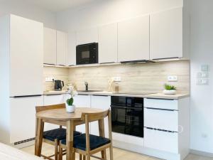 Prodej bytu 1+kk, Praha - Žižkov, Olgy Havlové, 33 m2