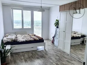 Pronájem bytu 2+kk, České Budějovice, Kubatova, 50 m2