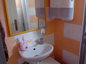 Pronájem obchodního prostoru, Horšovský Týn, Vančurova, 73 m2