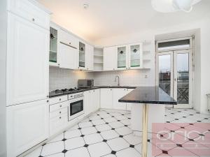Pronájem bytu 4+1, Praha - Vinohrady, Italská, 205 m2