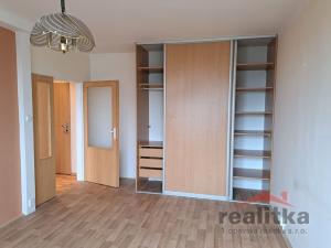 Pronájem bytu 1+1, Opava - Kateřinky, Holasická, 36 m2