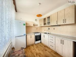 Prodej bytu 2+1, Osek, Hrdlovská, 63 m2