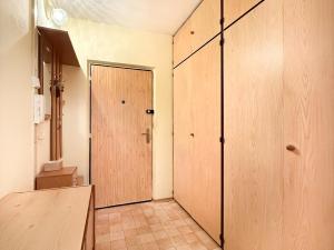 Prodej bytu 2+1, Osek, Hrdlovská, 63 m2