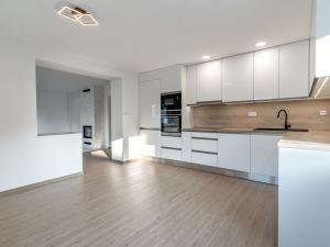 Prodej rodinného domu, Chuchelná, Petra Bezruče, 236 m2