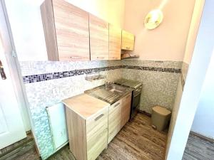 Pronájem bytu 2+kk, Praha - Michle, U plynárny, 50 m2