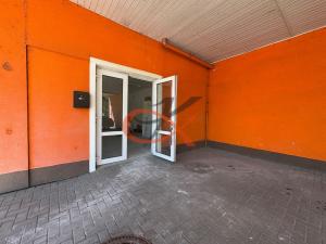 Pronájem obchodního prostoru, Rožnov pod Radhoštěm, 1. máje, 65 m2