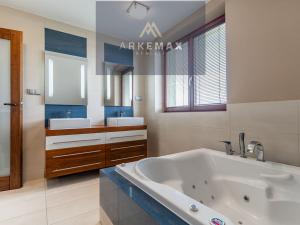 Prodej rodinného domu, Dětmarovice, 295 m2