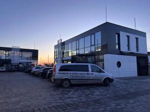 Pronájem obchodního prostoru, Praha - Kolovraty, K Říčanům, 281 m2