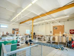 Pronájem výrobních prostor, Hustopeče, 608 m2
