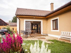 Prodej rodinného domu, Bukvice, 158 m2