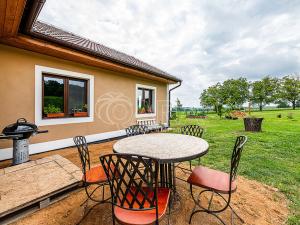 Prodej rodinného domu, Bukvice, 158 m2