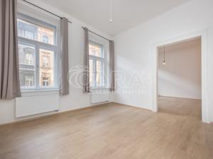 Pronájem bytu 3+kk, Praha, Lidická, 75 m2