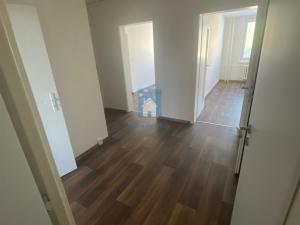 Pronájem bytu 3+1, Praha, Ke kurtům, 84 m2