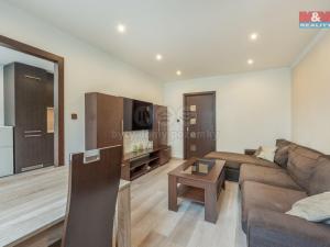 Prodej bytu 3+1, Kladno - Kročehlavy, Děčínská, 68 m2