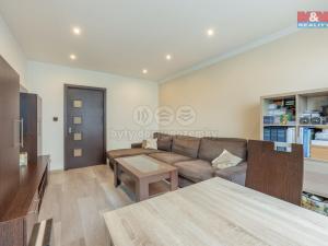 Prodej bytu 3+1, Kladno - Kročehlavy, Děčínská, 68 m2