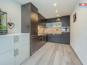 Prodej bytu 3+1, Kladno - Kročehlavy, Děčínská, 68 m2