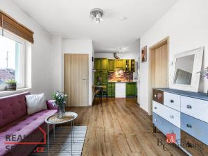Prodej bytu 2+kk, Kouřim, Mírové náměstí, 39 m2