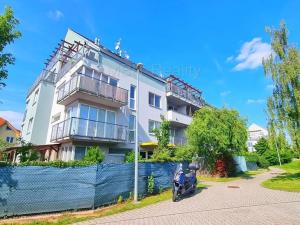 Pronájem bytu 2+1, Praha - Kbely, Pod Nouzovem, 59 m2
