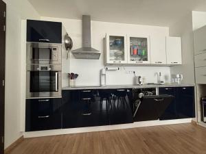 Pronájem bytu 3+kk, Praha - Jinonice, Barvitiova, 75 m2