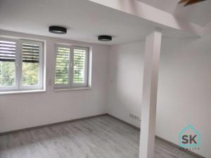 Pronájem bytu 1+kk, Krnov - Pod Bezručovým vrchem, B. Němcové, 42 m2