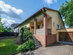 Prodej rodinného domu, Praha - Dolní Chabry, Obslužná, 100 m2