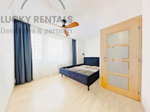 Pronájem bytu 2+kk, Praha - Krč, Horáčkova, 61 m2