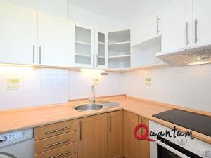 Prodej bytu 2+1, Praha - Vokovice, Mozambická, 52 m2