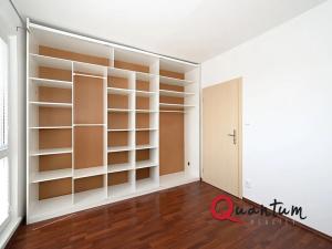 Prodej bytu 2+1, Praha - Vokovice, Mozambická, 52 m2