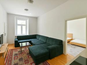 Prodej bytu 2+kk, Praha - Smíchov, U Santošky, 81 m2
