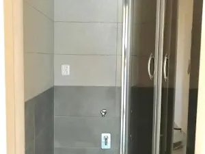 Pronájem bytu 2+kk, Praha - Libeň, Drahobejlova, 33 m2