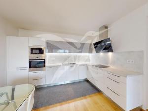 Pronájem bytu 2+kk, Plzeň, Sladová, 66 m2