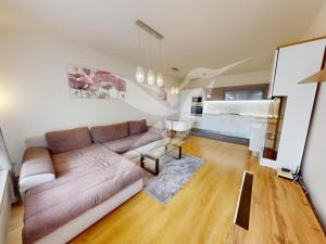 Pronájem bytu 2+kk, Plzeň, Sladová, 66 m2