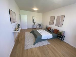 Prodej bytu 3+kk, Praha - Kamýk, Olbramovická, 68 m2