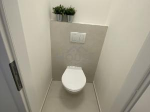 Prodej bytu 3+kk, Praha - Kamýk, Olbramovická, 68 m2