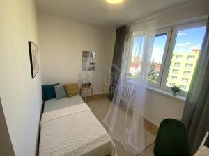 Prodej bytu 3+kk, Praha - Kamýk, Olbramovická, 68 m2