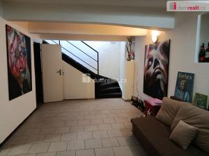 Pronájem obchodního prostoru, Praha - Košíře, Plzeňská, 73 m2