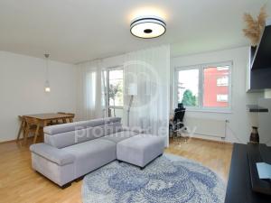 Pronájem bytu 2+kk, Brno, Trýbova, 72 m2