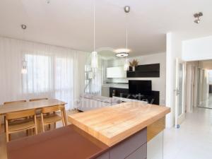 Pronájem bytu 2+kk, Brno, Trýbova, 72 m2