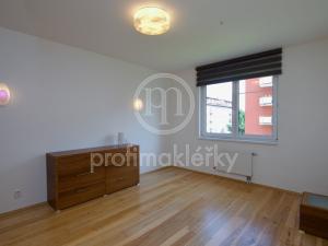 Pronájem bytu 2+kk, Brno, Trýbova, 72 m2