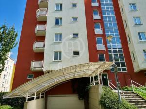 Pronájem bytu 2+kk, Brno, Trýbova, 72 m2