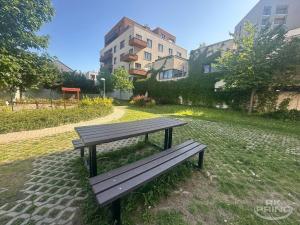 Prodej bytu 2+kk, Praha - Holešovice, V háji, 50 m2