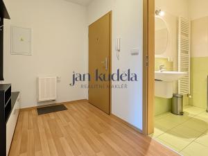 Pronájem bytu 2+kk, Brno, Křídlovická, 43 m2