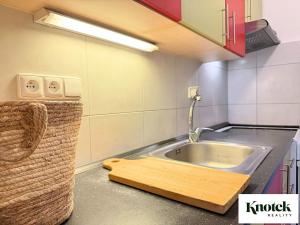 Pronájem bytu 2+kk, Brno, Strnadova, 47 m2