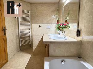 Prodej rodinného domu, Štramberk, 240 m2