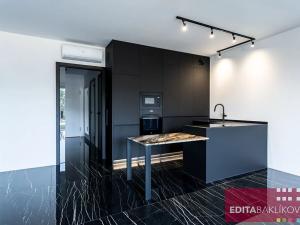 Pronájem bytu 2+kk, Olomouc, Milana Ticháka, 70 m2