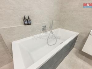 Prodej bytu 3+1, Praha - Vinohrady, Balbínova, 96 m2